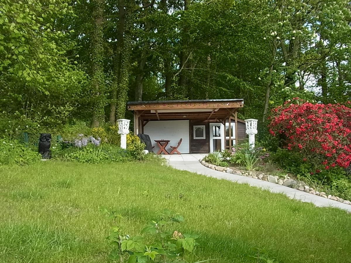 Waldhuette Am See Klingberg Exterior photo